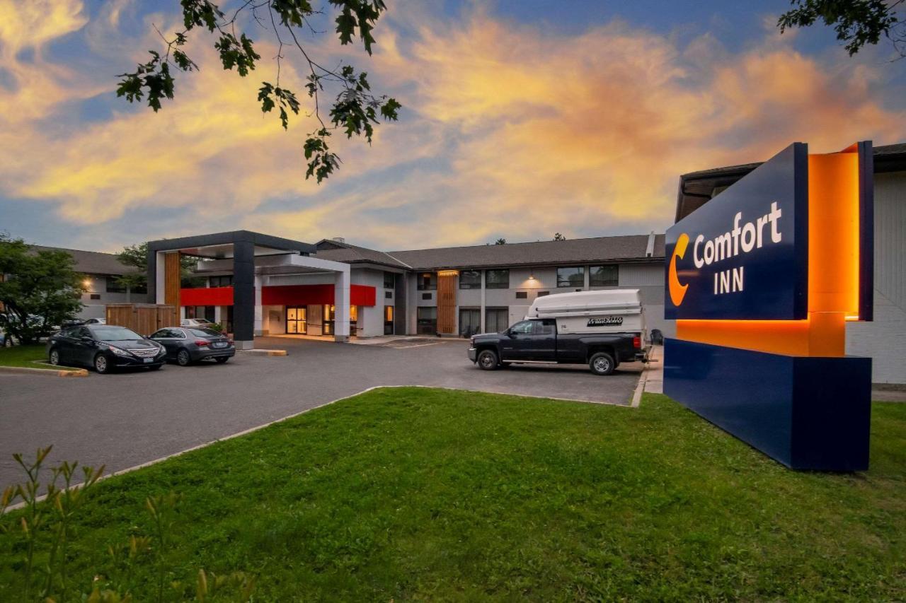 Comfort Inn West Ottawa Eksteriør bilde