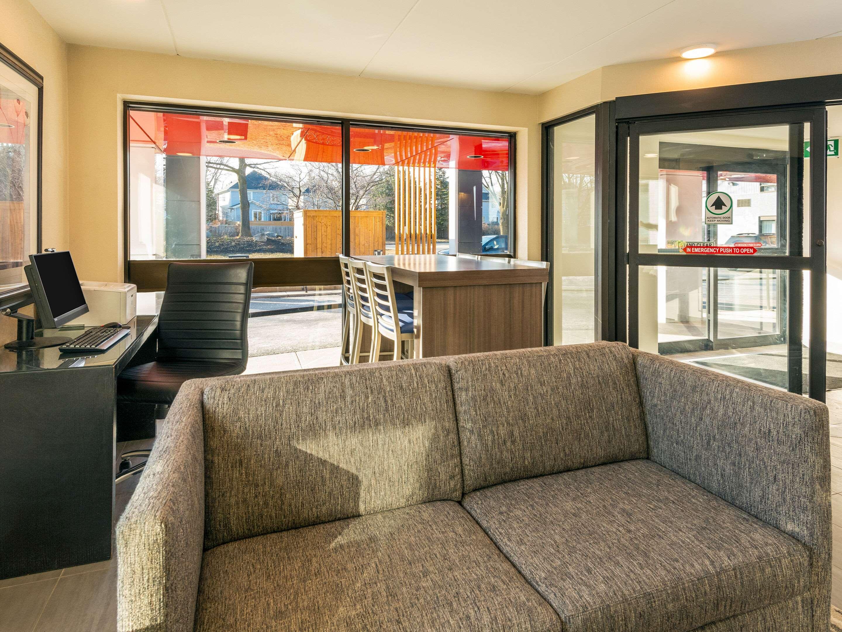 Comfort Inn West Ottawa Eksteriør bilde